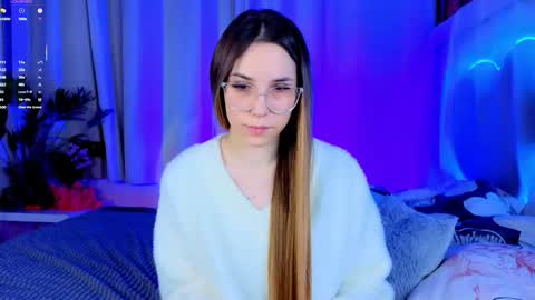 Snapshot of _cindy_lou_ chatting on November 23, 5:18 am Cindy . online show from November 23, 5:18 am