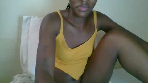 clara online show from November 11, 5:29 am