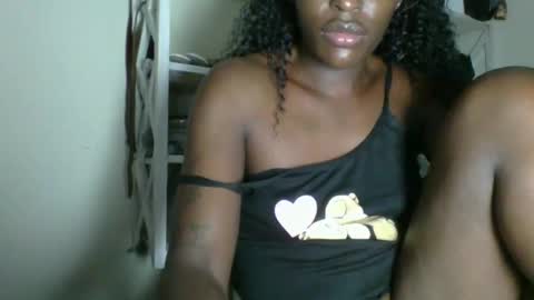 clara online show from March 13, 9:32 pm