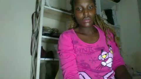 Snapshot of _clara01 chatting on May 18, 5:46 am clara online show from May 18, 5:46 am