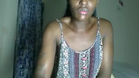 Snapshot of _clara01 chatting on June 3, 7:11 am clara online show from June 3, 7:11 am