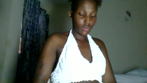 Snapshot of _clara01 chatting on June 12, 7:07 am clara online show from June 12, 7:07 am