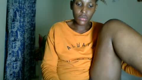 Snapshot of _clara01 chatting on June 13, 7:45 pm clara online show from June 13, 7:45 pm