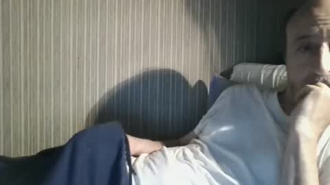 Snapshot of _col_t chatting on June 2, 3:52 am I hate social media Odio las redes sociales online show from June 2, 3:52 am