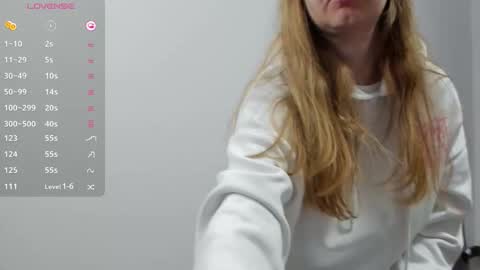 Snapshot of _coquine_ chatting on March 26, 9:42 pm Sophie online show from March 26, 9:42 pm