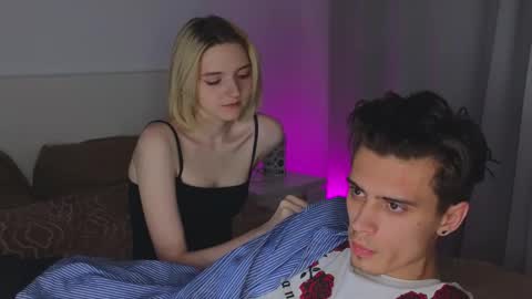 Snapshot of _cozyrose chatting on October 18, 8:20 pm Stacy online show from October 18, 8:20 pm