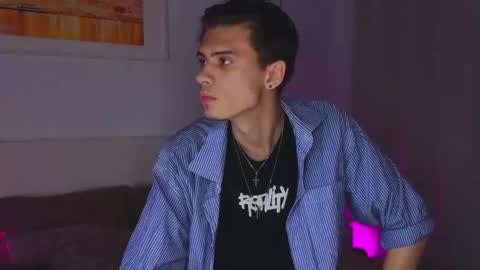 Snapshot of _cozyrose chatting on October 19, 8:53 pm Stacy online show from October 19, 8:53 pm