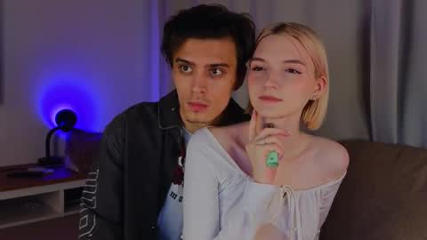 Snapshot of _cozyrose chatting on November 17, 9:31 pm Stacy online show from November 17, 9:31 pm