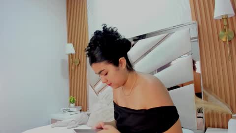 _curly_beauty online show from February 23, 2:36 pm