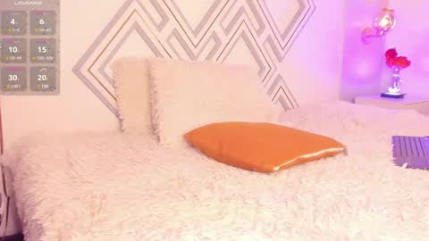     online show from March 8, 2:01 am