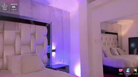     online show from October 12, 8:08 pm