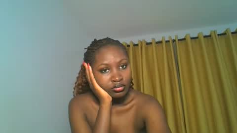 Snapshot of _cutestephanie chatting on November 15, 1:47 am STEPH online show from November 15, 1:47 am