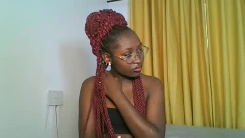 Snapshot of _cutestephanie chatting on December 15, 1:26 pm STEPH online show from December 15, 1:26 pm