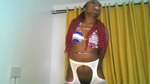 Snapshot of _cutestephanie chatting on December 16, 1:54 am STEPH online show from December 16, 1:54 am