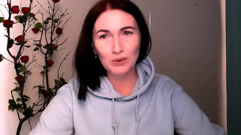 Snapshot of _cutie_and_shy_ chatting on April 9, 6:30 am _cutie_and_shy_ online show from April 9, 6:30 am