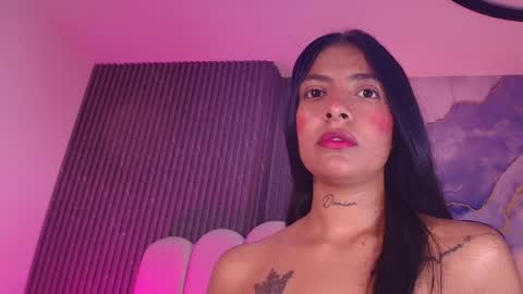 Snapshot of _diionne chatting on May 5, 7:22 pm Dione online show from May 5, 7:22 pm