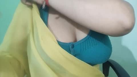 _dreamgirl_0 online show from February 25, 4:16 pm