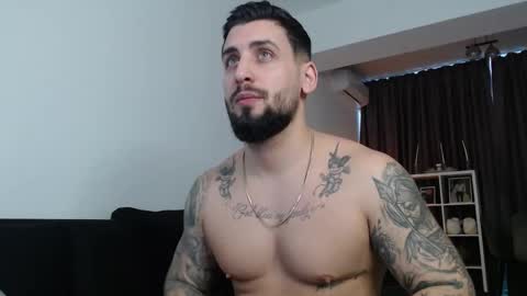 Dylan online show from December 19, 10:33 am