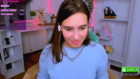 Lizzy  online show from November 17, 10:04 pm