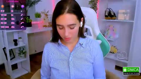 Lizzy  online show from November 30, 10:14 pm