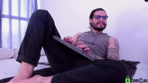  -         online show from October 2, 9:11 pm