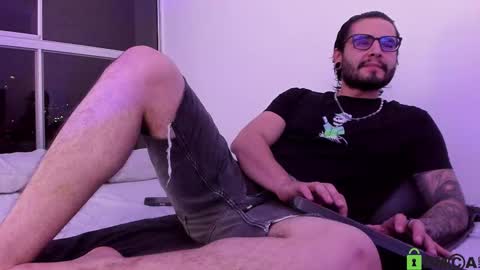  -         online show from October 4, 11:25 pm