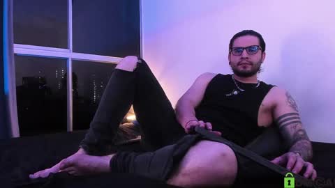  -         online show from April 26, 4:32 am