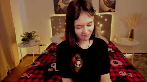 Snapshot of _emily__strike_ chatting on May 15, 1:56 am _emily__strike_ online show from May 15, 1:56 am