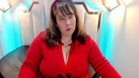 Emily  online show from October 6, 11:18 am