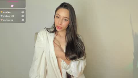 emma morryson online show from December 22, 3:55 am