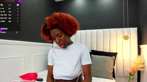 Emma online show from September 9, 2:05 pm