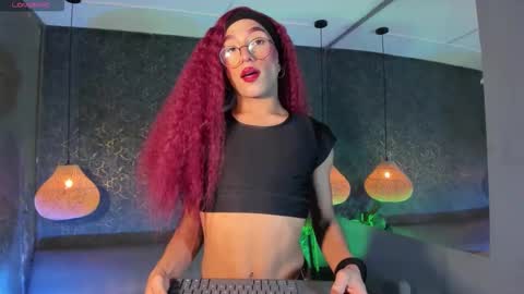 Emma online show from February 23, 10:18 pm