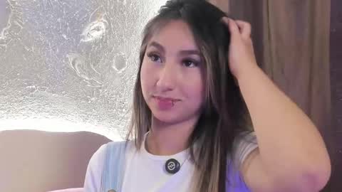 Snapshot of _emmawalka chatting on September 18, 3:25 pm _emmawalka online show from September 18, 3:25 pm