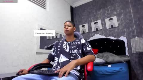 _erick_j online show from March 22, 8:45 pm