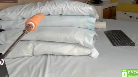 _eris_rose online show from November 9, 7:34 pm