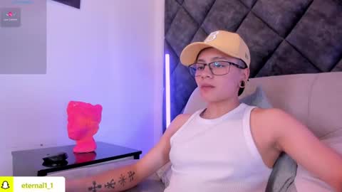 Snapshot of _eternal3_ chatting on June 18, 10:47 pm Eternal online show from June 18, 10:47 pm