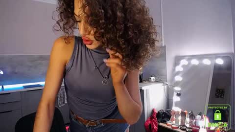 Snapshot of _eva_001 chatting on March 31, 6:08 pm Eva online show from March 31, 6:08 pm