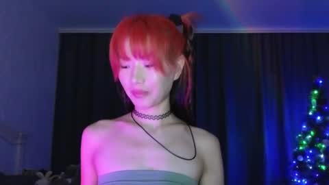 Snapshot of _eve____ chatting on December 6, 6:28 pm EveEva online show from December 6, 6:28 pm