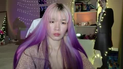 EveEva online show from January 18, 8:40 am