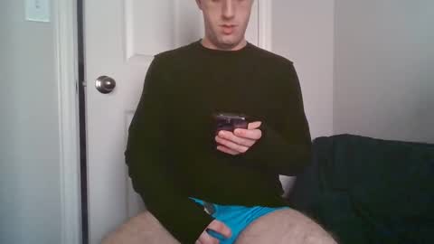 _evianxxx online show from December 18, 10:05 pm