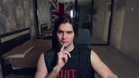 Snapshot of _fatrabbit chatting on December 4, 2:37 pm Keanu online show from December 4, 2:37 pm