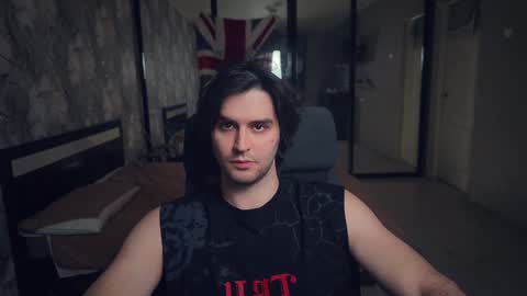 Snapshot of _fatrabbit chatting on December 6, 2:17 pm Keanu online show from December 6, 2:17 pm