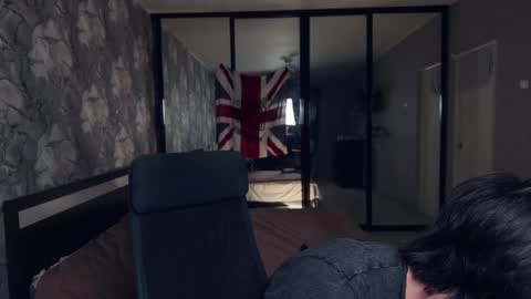 Snapshot of _fatrabbit chatting on February 28, 5:26 pm Keanu online show from February 28, 5:26 pm