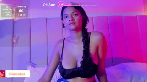 Snapshot of _frida_1 chatting on January 3, 12:41 pm Frida online show from January 3, 12:41 pm