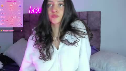 Snapshot of _gabbyx_ chatting on May 27, 2:47 pm Gabby online show from May 27, 2:47 pm