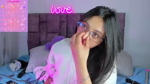 Snapshot of _gabbyx_ chatting on July 7, 5:17 pm Gabby online show from July 7, 5:17 pm