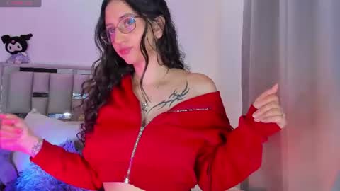 Snapshot of _gabbyx_ chatting on July 19, 8:01 pm Gabby online show from July 19, 8:01 pm