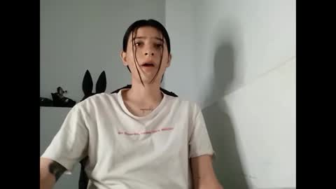 Snapshot of _genesid_dixton chatting on February 18, 2:27 am Mia-foster online show from February 18, 2:27 am