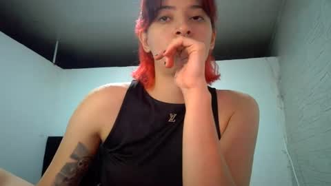 Snapshot of _genesid_dixton chatting on June 27, 2:27 am Mia-foster online show from June 27, 2:27 am