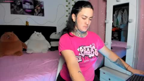 LEEP  online show from October 27, 1:42 am